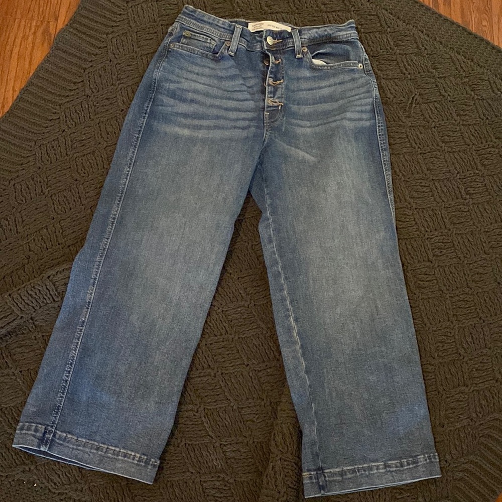 Levi’s high rise wide leg crop sz 6 28 EUC